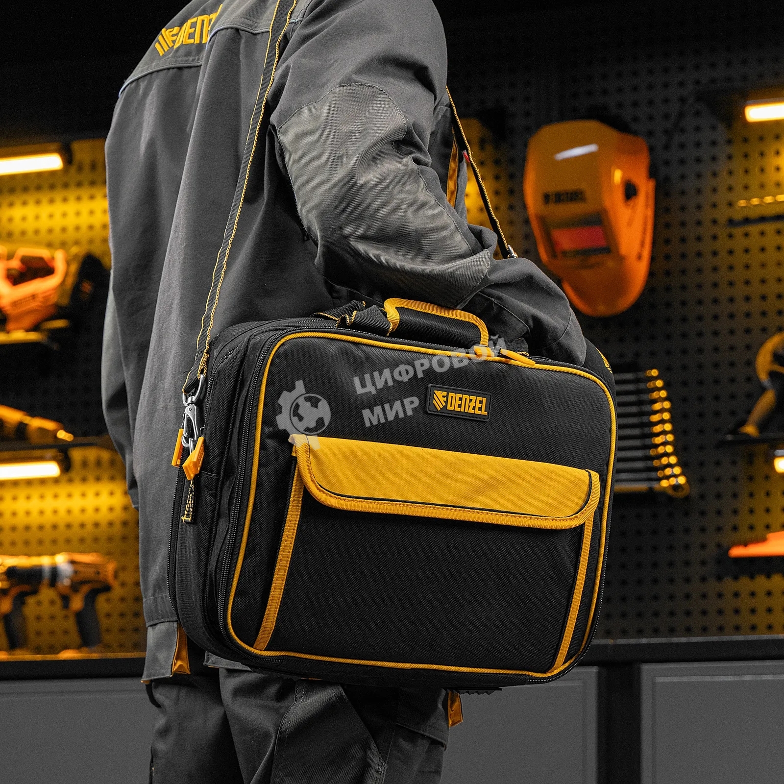 Сумка для инструмента Denzel 400х170х300 мм, 3 отделения, 28 карманов, наплечный ремень