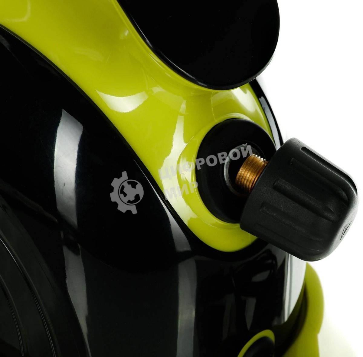 Пароочиститель напольный Kitfort КТ-9102-2 черный/салатовый