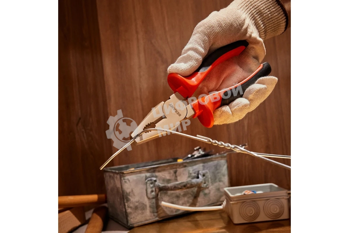 Плоскогубцы комбинированные Rexant 180 мм никелированные, двухкомпонентные рукоятки