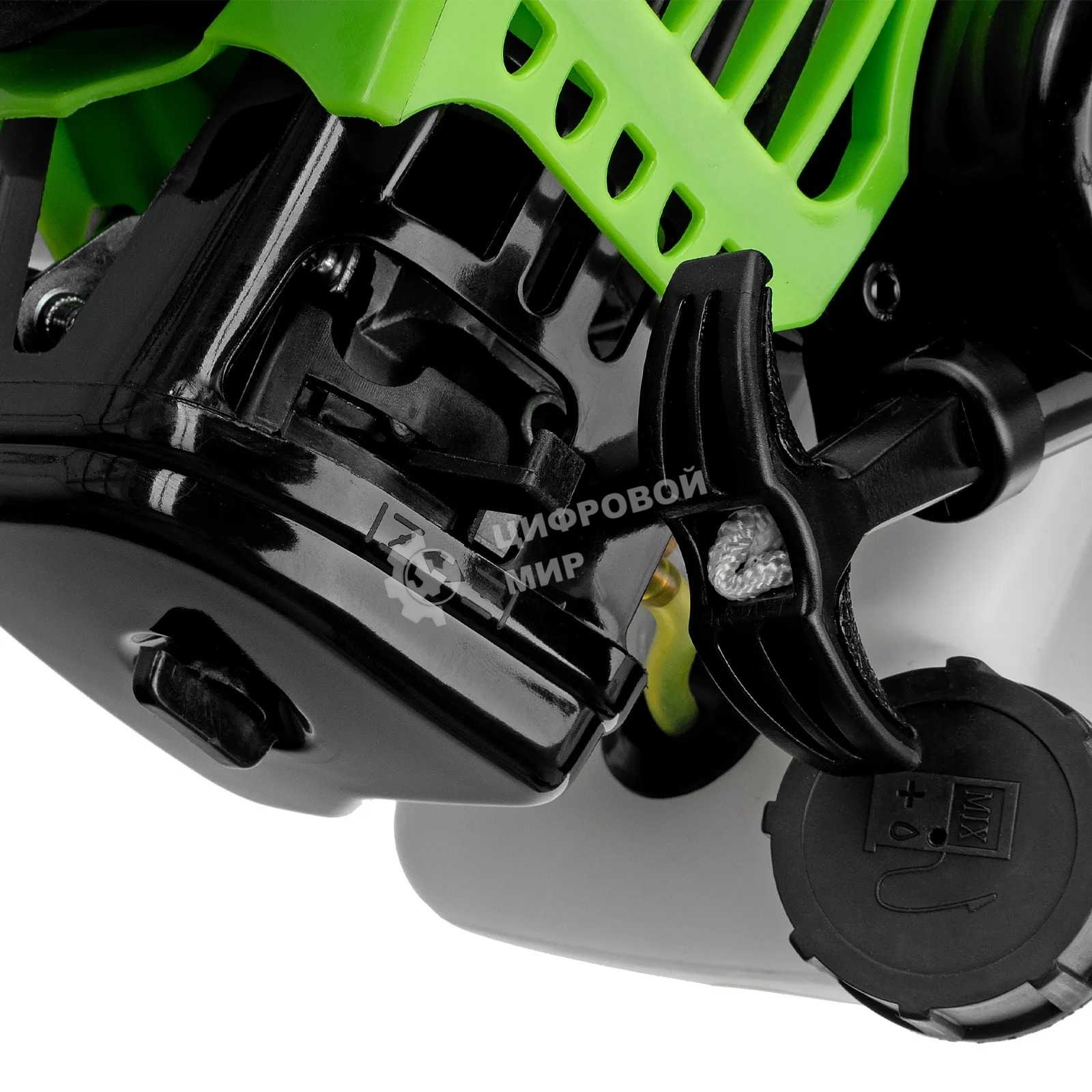 Триммер бензиновый Сибртех БКС-1300, 25 см3, 1,3 л.с., неразъемная штанга, состоит из 2 частей