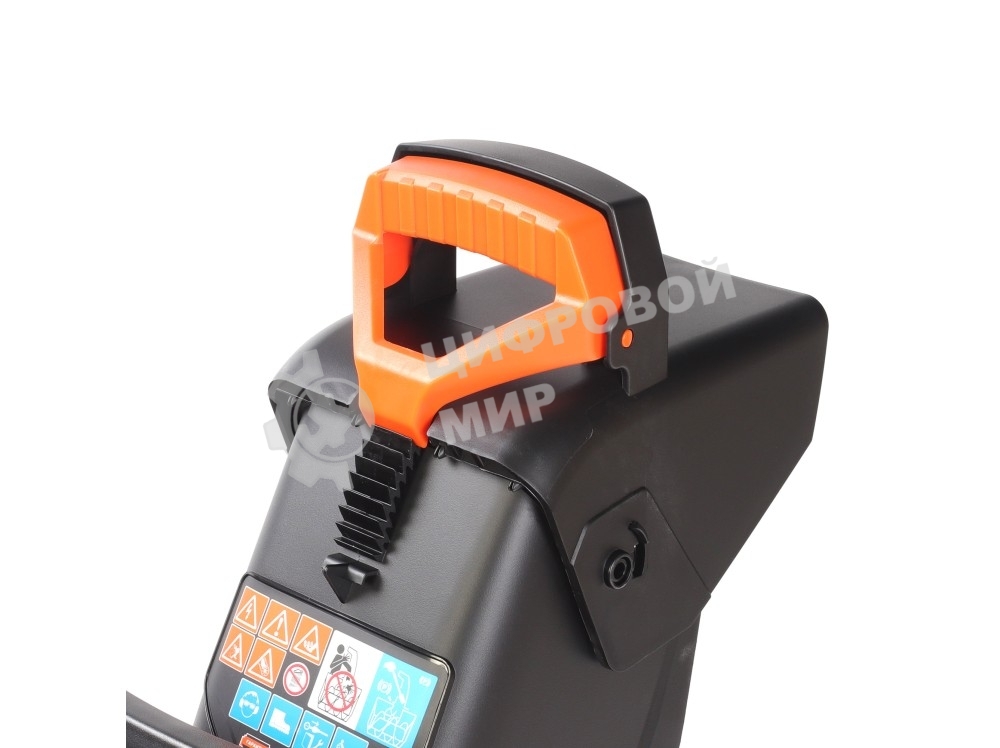 Снегоуборщик аккумуляторный PATRIOT PE 4542 LCT 40V + 2 АКБ 4Ah + З\У в комплекте