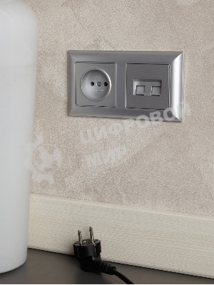 Рамка 2-местная IEK BRITE РУ-2-Бр DECOR 3D-форма алюминий/алюминий