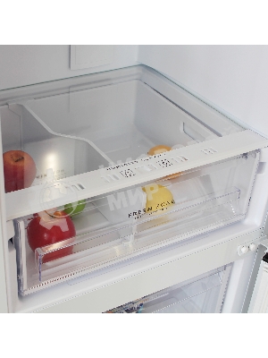 Холодильник Бирюса Б-980NF белый двухкамерный 240/130л морозилка снизу, No Frost