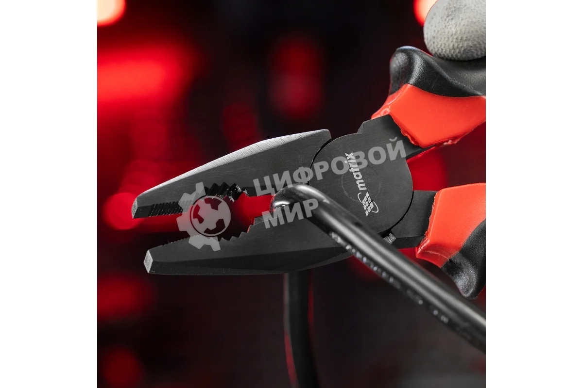 Плоскогубцы Matrix черный Nickel 200 мм, комбинированные, двухкомпонентные рукоятки