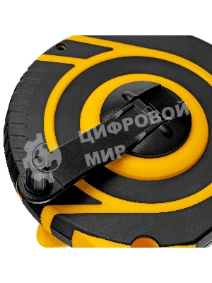Рулетка геодезическая Denzel 30 м х 15 мм, закрытый корпус, фиберглассовая лента