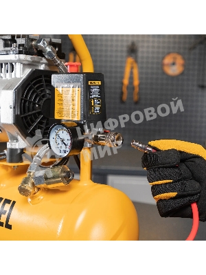Компрессор Denzel DLS650/10 безмаслянный малошумный 650 Вт, 120 л/мин,ресивер 10 л
