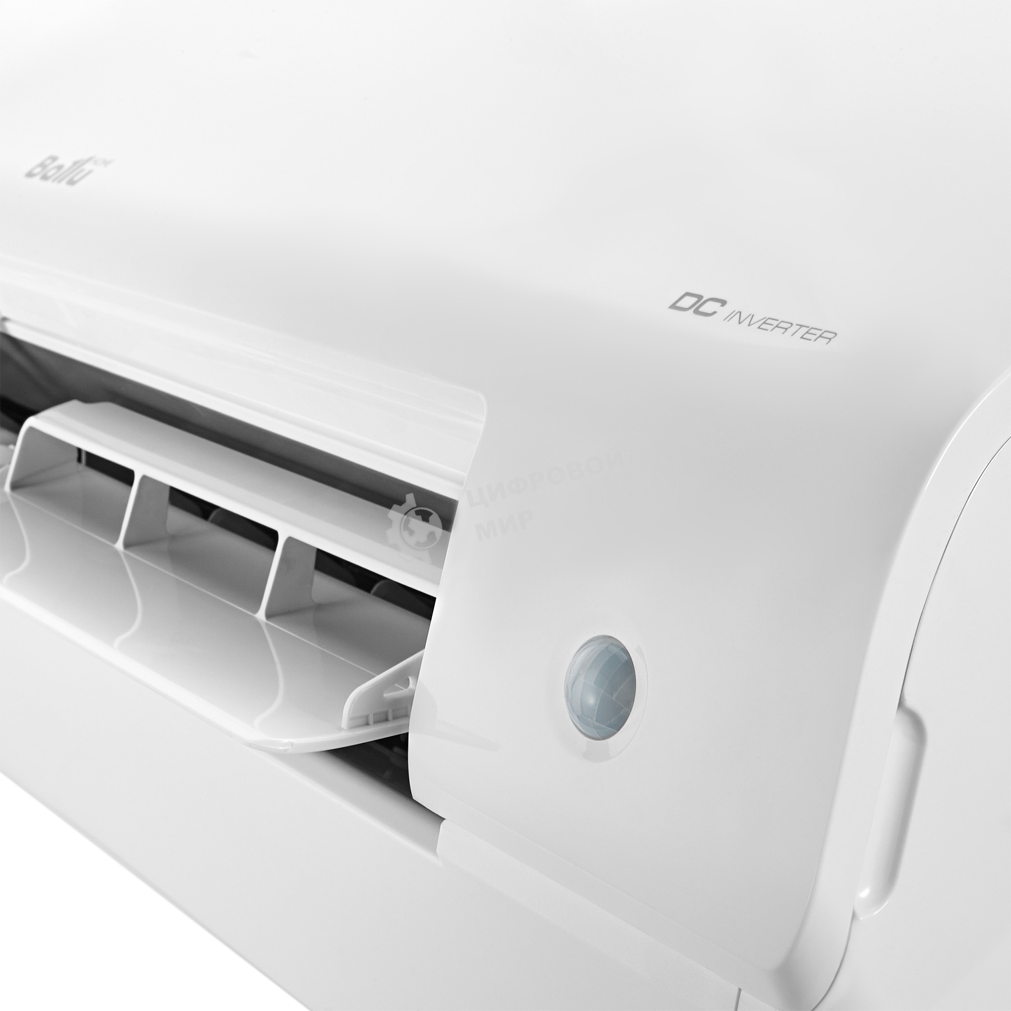 Внутренний блок сплит-системы Ballu Ice Peak DC BSPKI/in-24HN8_V4 инвертор, 24000 BTU, 73 м², 23 дБ, охлаждение, обогрев, осушение, белый