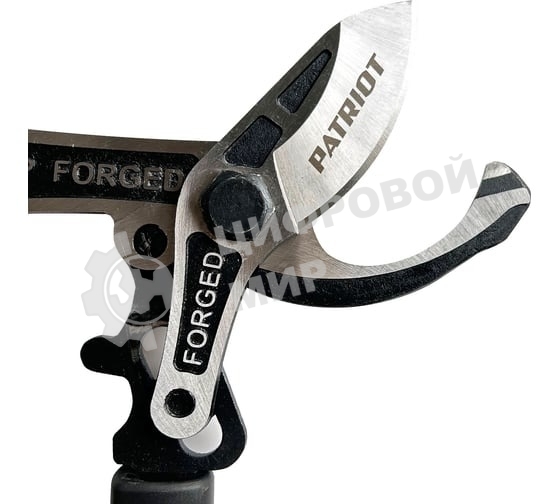 Сучкорез Patriot LBF 1020 T, плоскостной, кованые лезвия,усилен.механизм,телескоп.ручки,PP+TPR-рукоятки,1020 мм