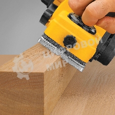 Рубанок электрический DeWalt D26676-IN 550 Вт. 82 мм. D26676