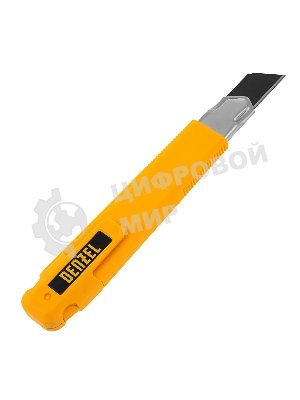 Нож Denzel 18 мм, сменное лезвие, SK4, метал. направляющая, клипса, нажимной фиксатор