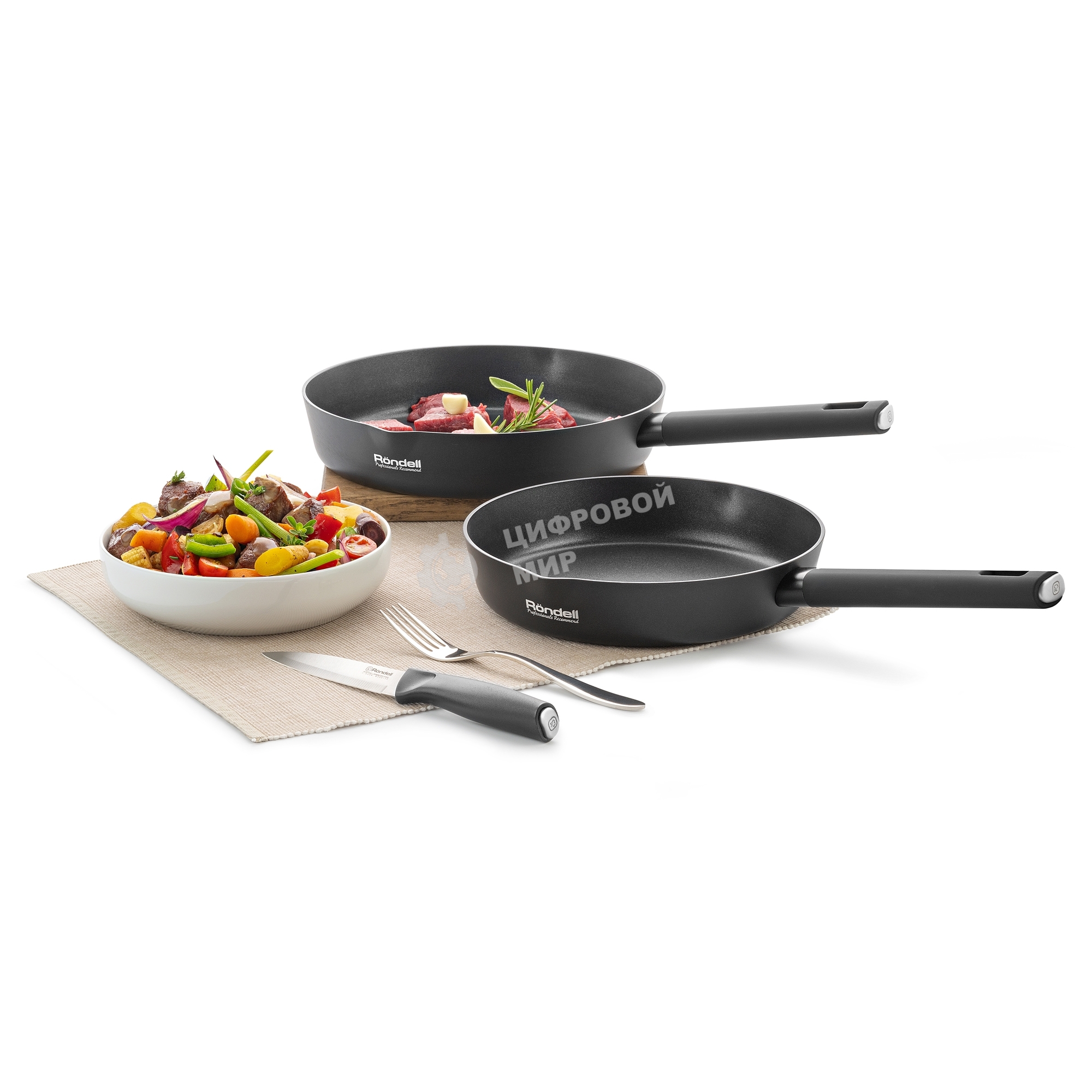 Сковорода Rondell Trumpf RDA-1342 круглая 24 см покрытие: Xylan Plus ручка несъемная (без крышки) черный