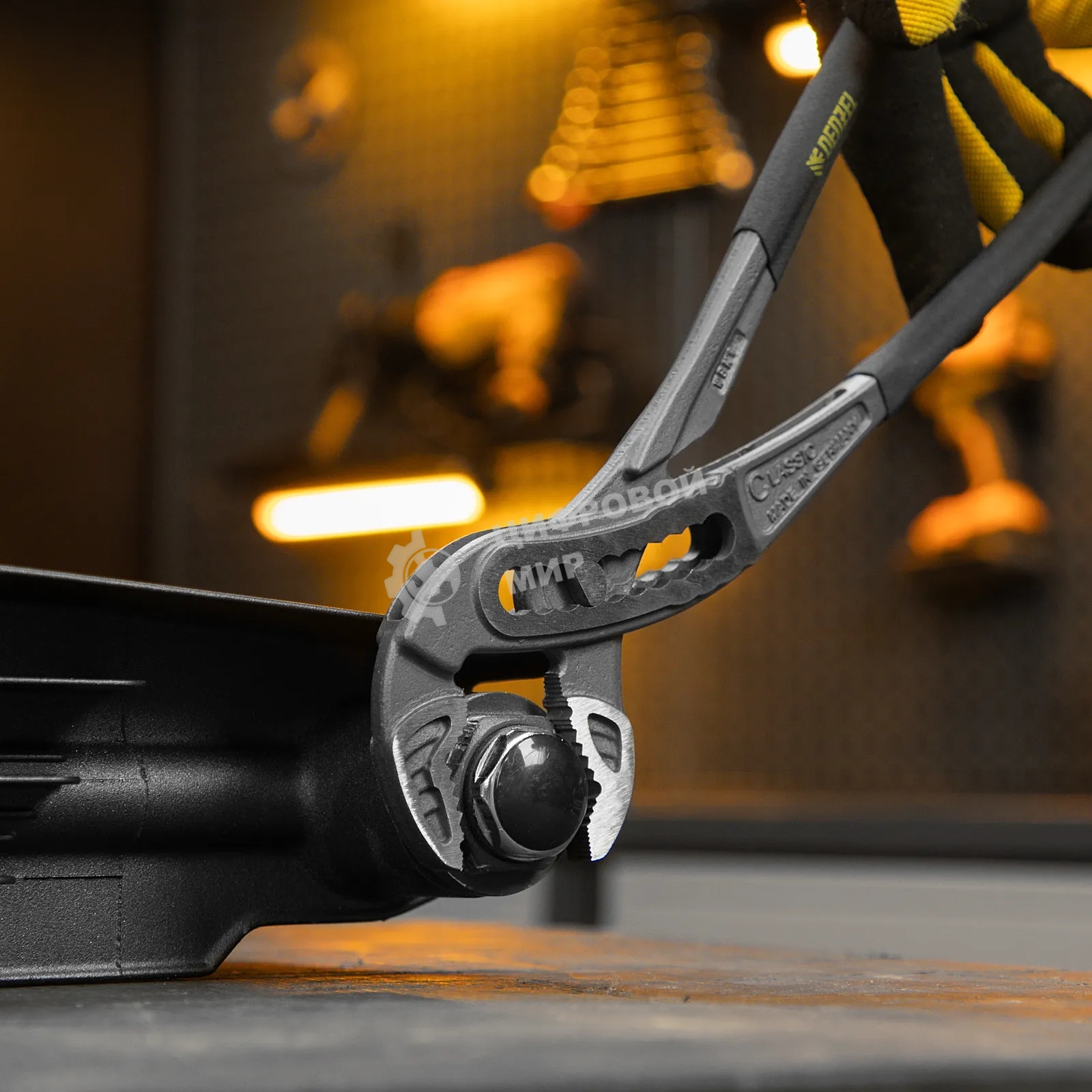 Клещи переставные Denzel обливные рукоятки, 300 мм