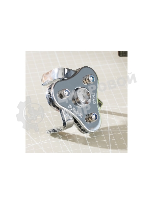 Съемник масляных фильтров трехлапый Deli DL7400B рабочий диапазон 63-102мм, сталь Cr-V