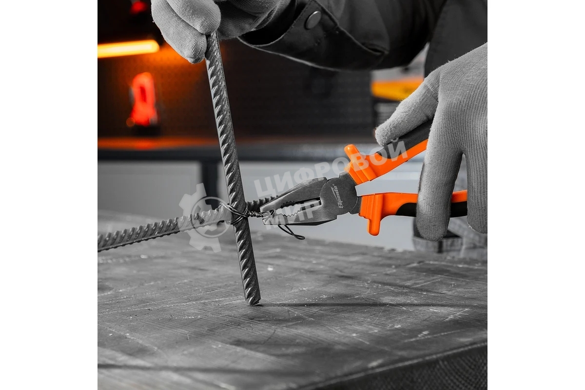 Плоскогубцы Sparta comfort 200 мм, комбинированные, шлифованные двухкомпонентные рукоятки