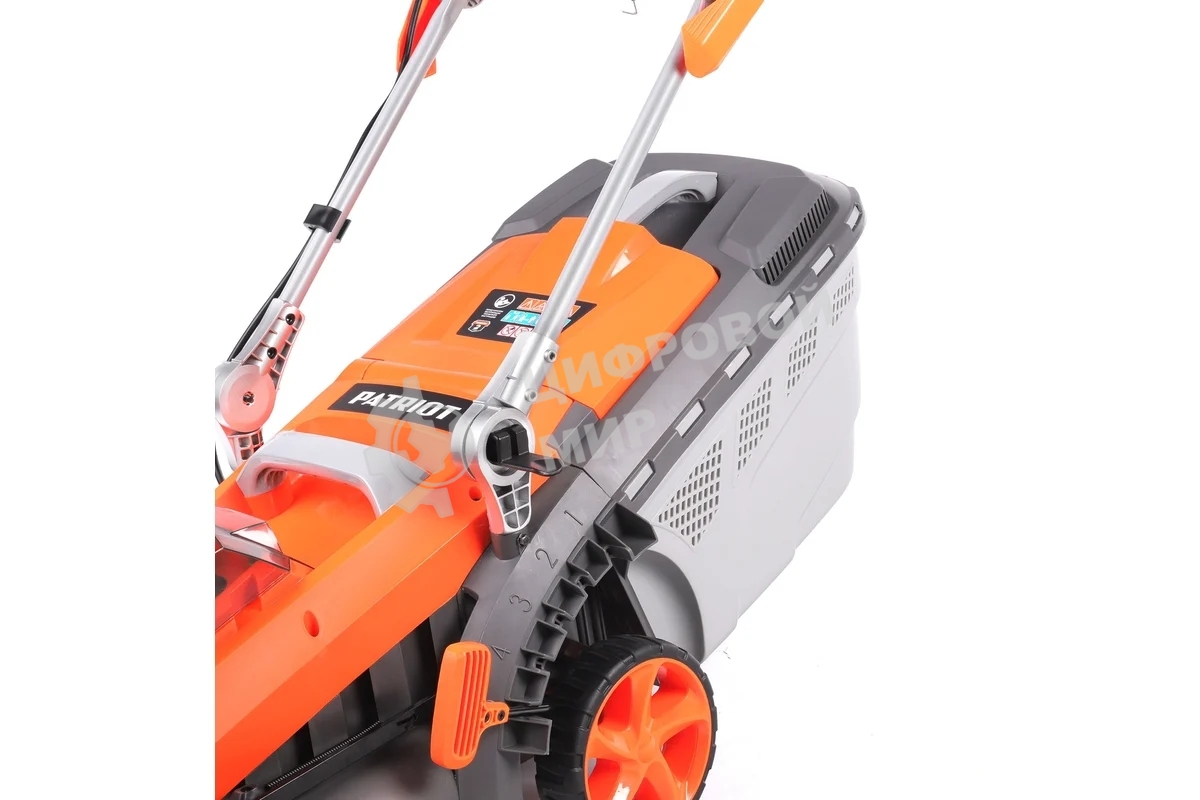 Газонокосилка бензиновая PATRIOT PT 54AS, 53 см, самоходная(3 скорости), 7,5л.с., алюминиевая дека, крданная передача на редуктор колес травосборник 75л