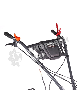 Мотоблок дизельный PATRIOT BOSTON 12DE 12 л,с; эл. Стартер: 12V; фрезы: 1350 mm; коробка передач 2 вперед+ 1 назад