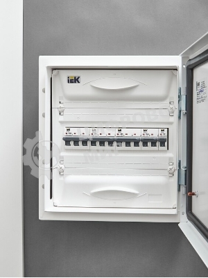 Выключатель автоматический 3п C 16А M06N ARMAT IEK AR-M06N-3-C016