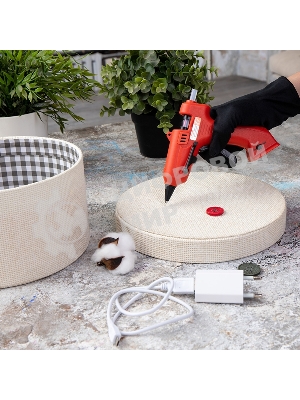 Клеевой пистолет Rexant, 10 Вт, Ø7 мм, 