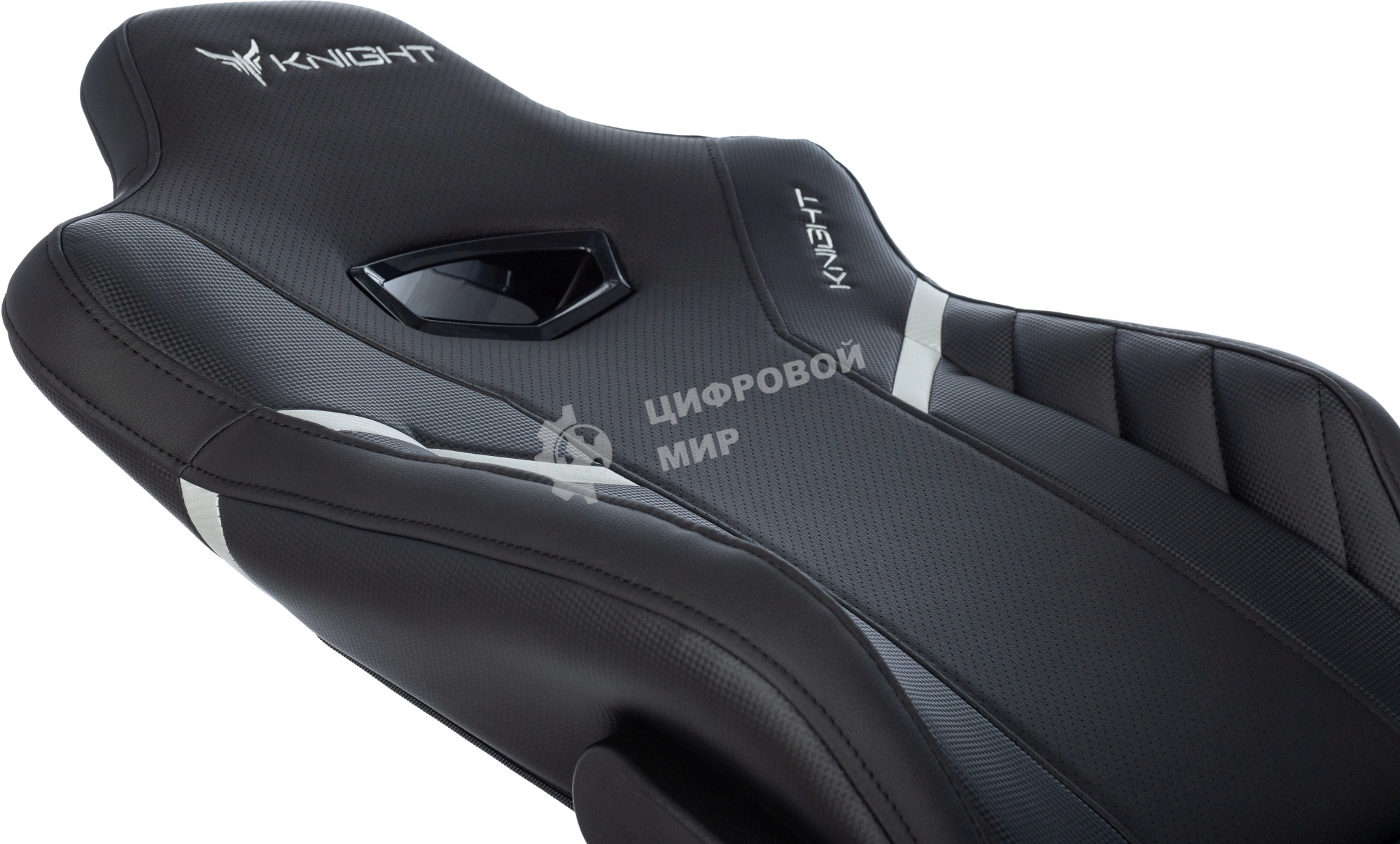 Кресло игровое Knight Thunder 5X черный эко.кожа крестов. металл