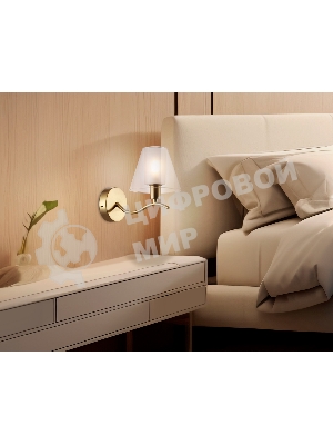 Настенный светильник Ambrella light LH57095 BS/FR латунь/белый матовый E14 max 40W 230*140*200