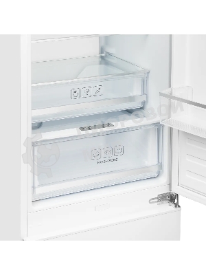 Встраиваемый холодильник Kuppersberg RBN 1960, High-Tech, объем 267 л, скользящий фасад, электронное управление, No Frost, антибактериальный пластик, звуковой сигнал при открытой дверце, перенавешиваемые двери, LED освещение, уровень шума 41 дБ, энергоэффективность А+, белый