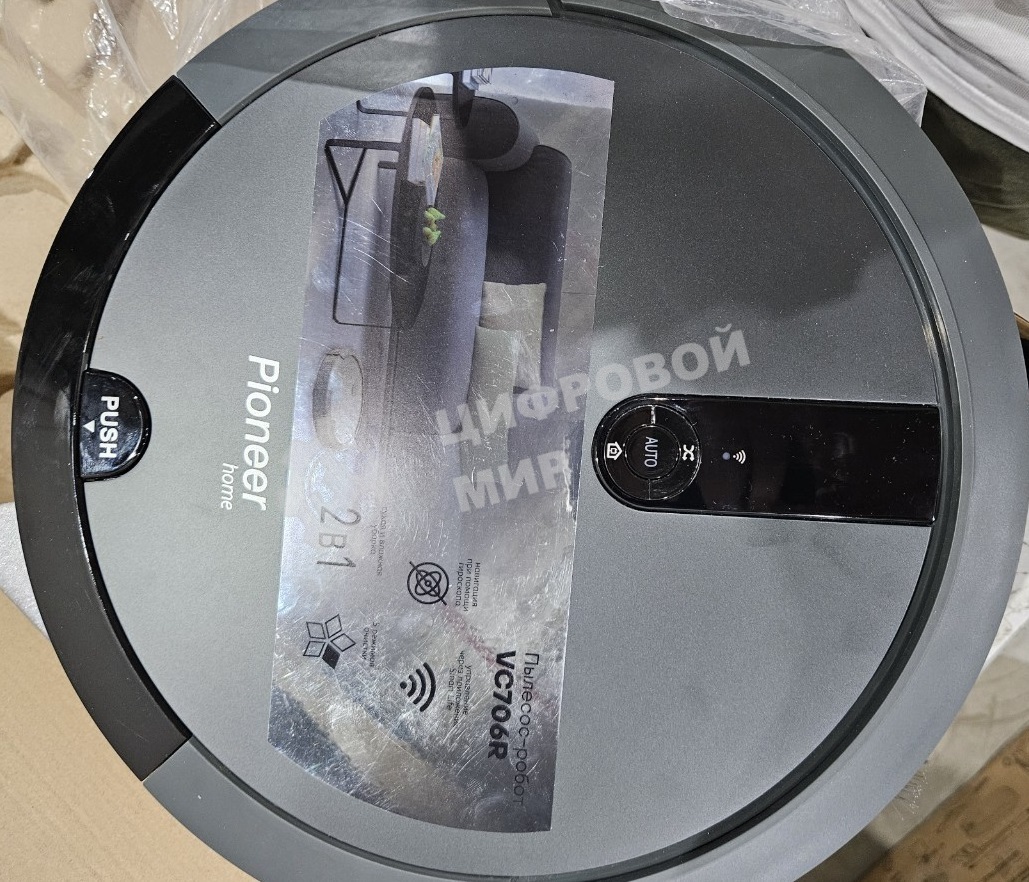 (Из ремонта, рабочий, гарантия 7 дней) Робот-пылесос Pioneer VC706R черный, 2600 мАч Li-Ion, уборка сухая/влажная, пылесборник контейнер 0.5 л