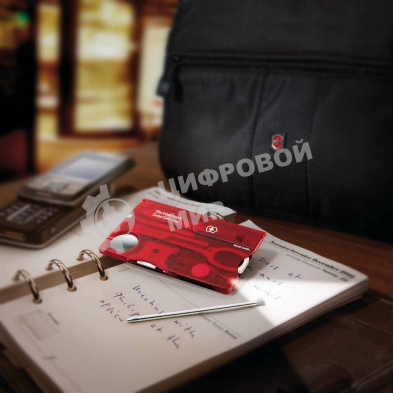 Швейцарская карта Victorinox SwissCard Lite (0.7300.T) красный полупрозначный коробка подарочная
