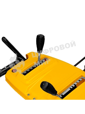 Бензиновая снегоуборочная машина Denzel SBM 610S PRO, 212cc, эл.старт, фара, обогрев