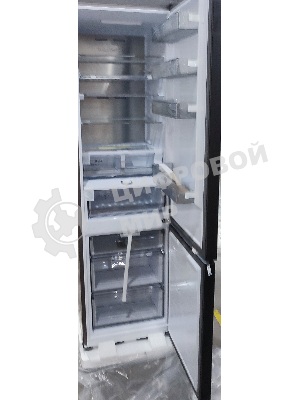 (Поврежденный товар) Холодильник Samsung RB38C7B6D12/EF белый [См.описание!]