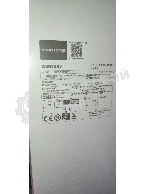 (Поврежденный товар) Холодильник Samsung RB38C7B6D12/EF белый [См.описание!]