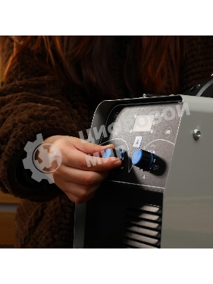 Сварочный полуавтомат Deko DKWM250A MIG-MAG/ММА 7кВт