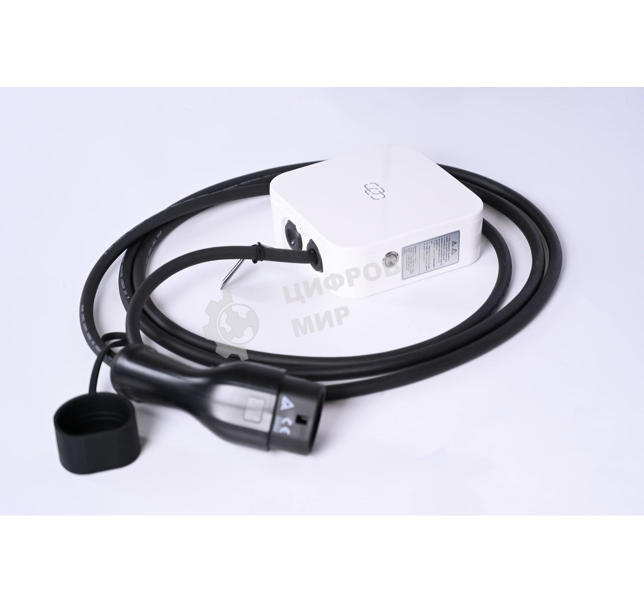 Зарядная станция S'OK SHN10132TP27KW-5 Green Energy, 1-фаза, 7kW (32A/230V),Bluetooth(APP), RFID, IP65, Type 2, 5м кабель