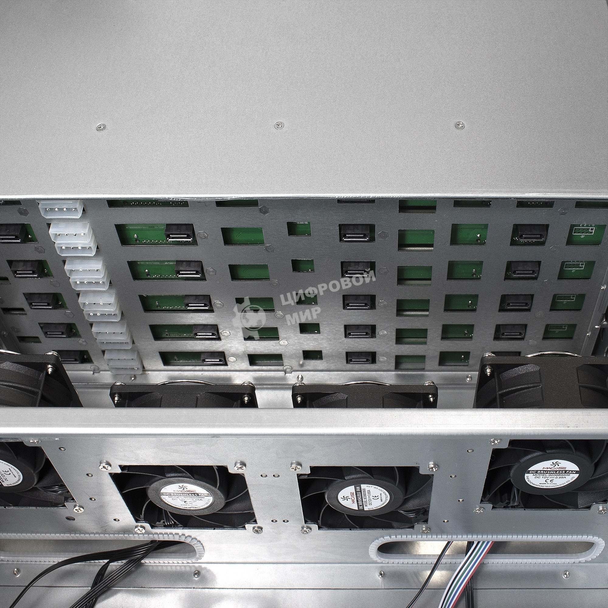 Серверный корпус ExeGate Pro EX293273RUS 4U660-HS24 (RM 19