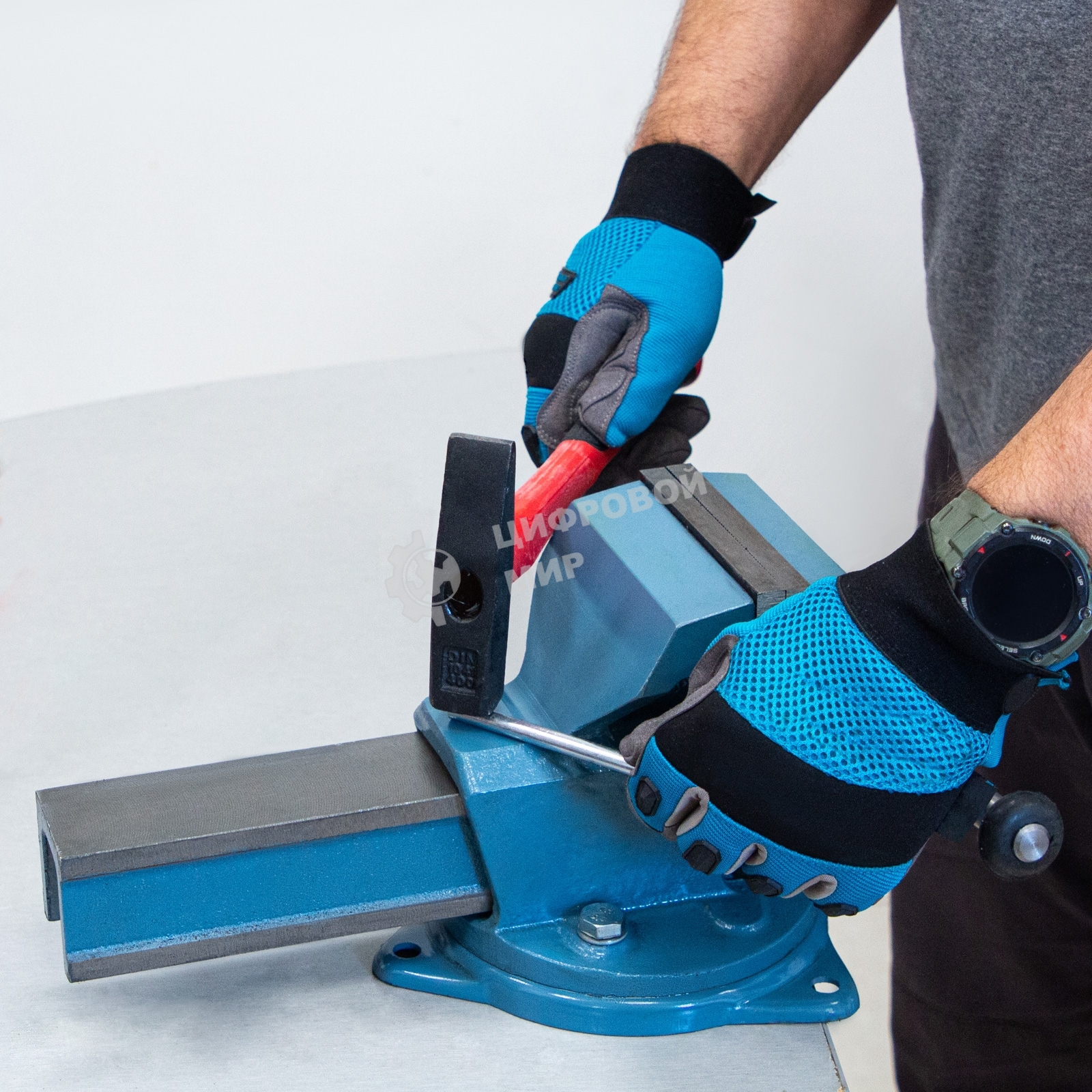 Тиски слесарные, 125 мм, поворотные (Глазов) Россия