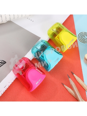 Точилка для карандашей ручная Deli ER01100 U-touch, 2 отверстия, пластик, ассорти, дисплей