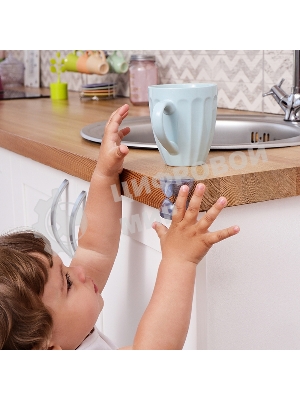 Прозрачные круглые накладки-протекторы для мебели (4.2x4.2x1.5 см). 4 шт.