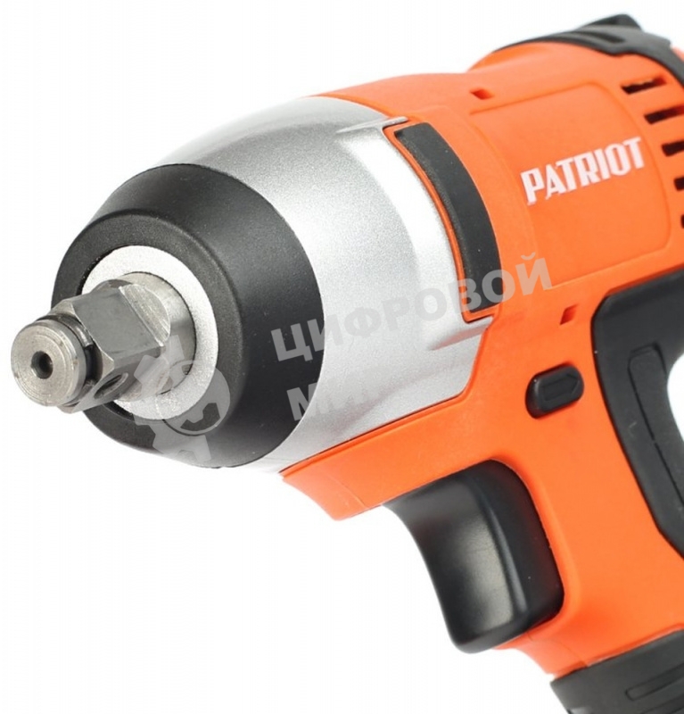 Гайковерт ударный аккумуляторный PATRIOT BR 180Li-1/2 180301140 две батареи Li-ion, 18V, 1,5 Ah, 140 Нм, большой кейс, зарядка за 1 час