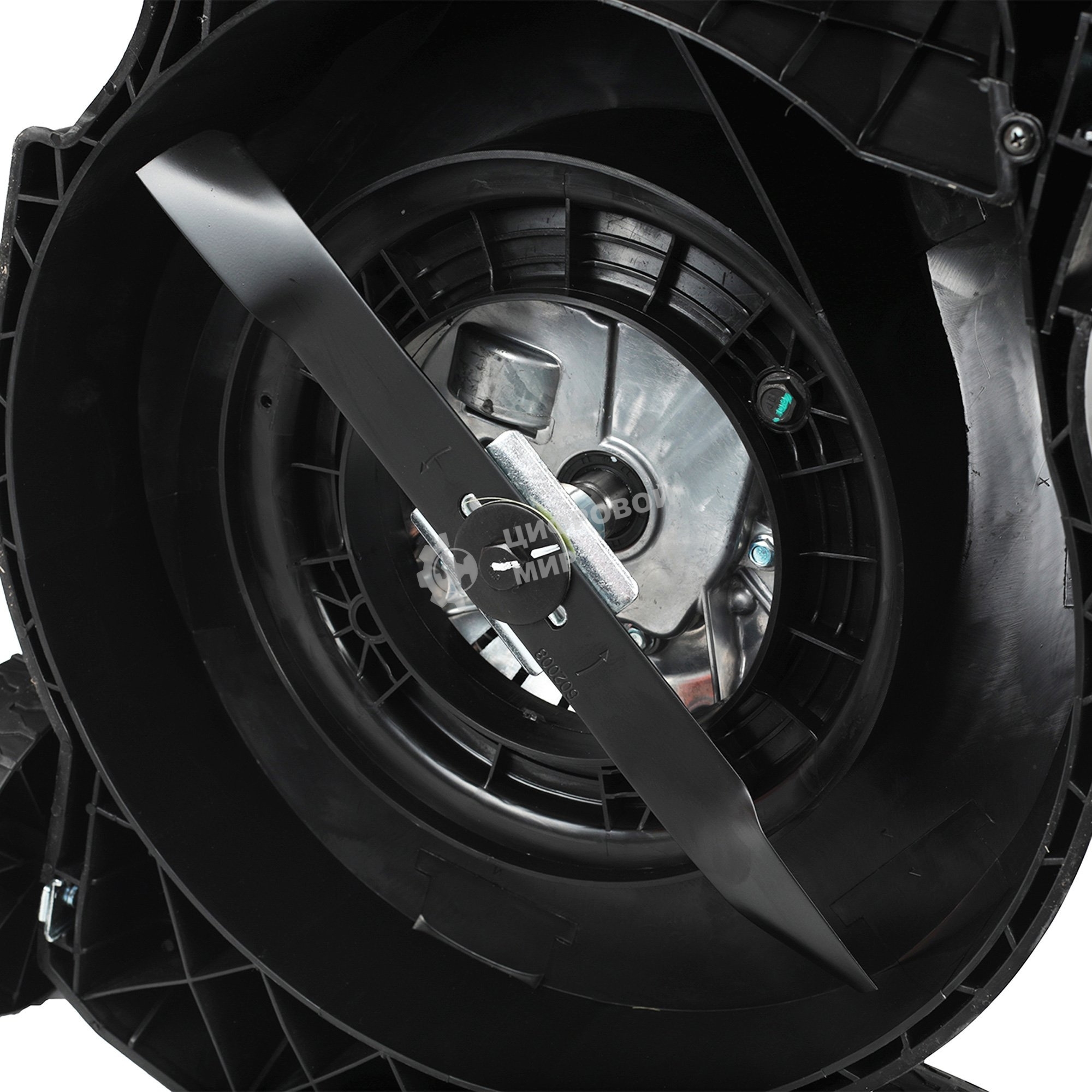 Газонокосилка бензиновая PATRIOT PT 40, 130сс, 3,5 л.с., 40 см, 35л. трав., пластик. дека,