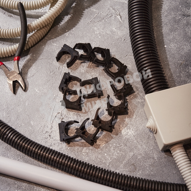 Крепеж-клипса для монтажного пистолета Rexant Ø 25 мм, черная (50 шт/уп)