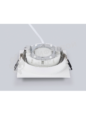 Светильник встраиваемый TN6607 WH белый IP44 GX53 max 15W 110*110*23