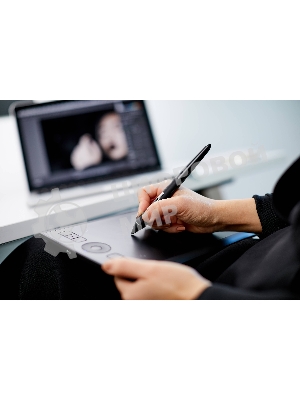 Графический планшет Wacom Intuos Pro S (EN DE RU SV PL)