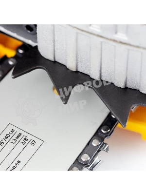 Пила цепная бензиновая Denzel DGS-5218, шина 45 см, 52см3, 3,5 л.с., шаг 0,325, паз 1,5 мм,