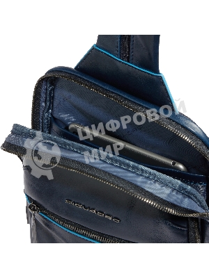 Рюкзак слинг мужской Piquadro Blue Square CA6589B2/BLU2, кожа, темно-синий