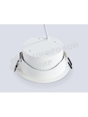 Светильник Ambrella light TN6651 WH белый IP44 GX53 D110*48
