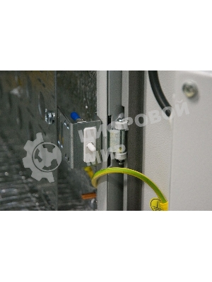 Шкаф уличный всепогодный настенный укомплектованный 15U (Ш600 Г500), комплектация T1-IP54 (ШТВ-Н-15.6.5-4ААА-Т1)