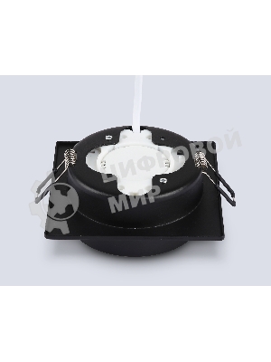 Светильник Ambrella light TN6710 BK черный IP44 GX53 max 15W 105*105*45