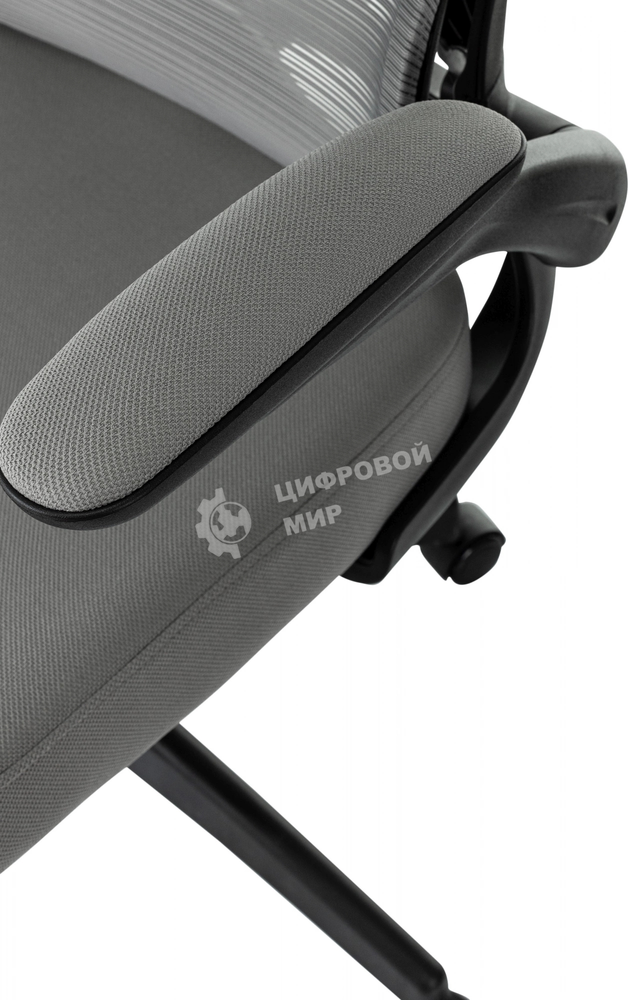 Кресло руководителя Бюрократ Sigma 1 серый, сетка/ткань, крестов. пластик