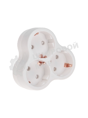 Тройник электрический Rexant пирамида 16 А с заземлением белый