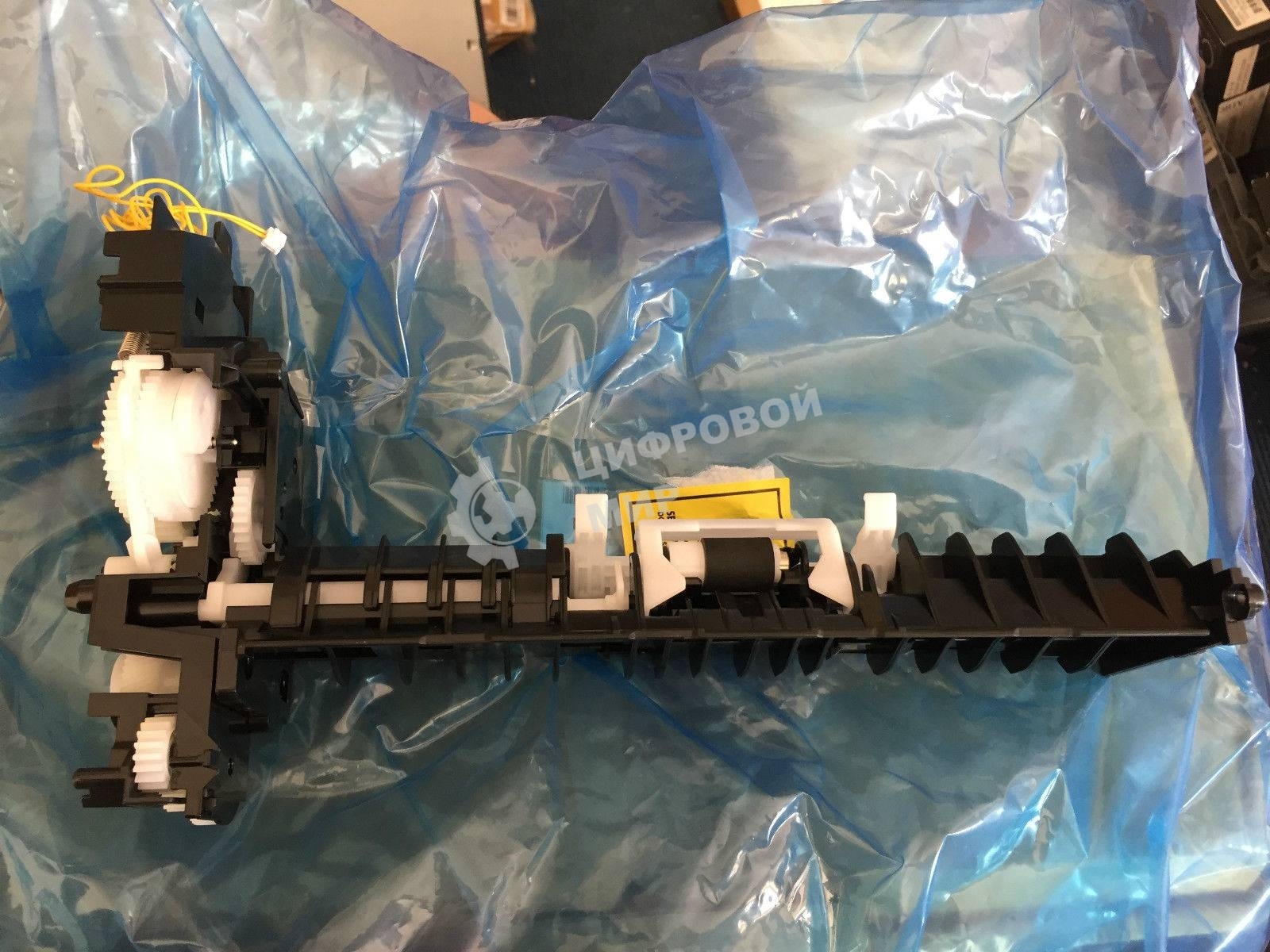 Узел захвата из кассеты (лоток 2) HP CLJ M377/M452/M477 RM2-6372