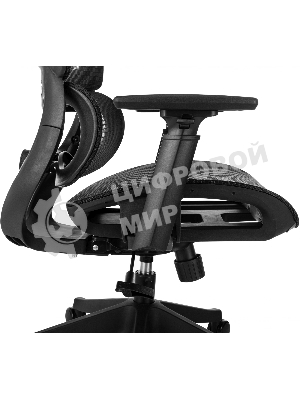 Кресло руководителя Бюрократ 831 черный сетка с подголов. крестов. пластик